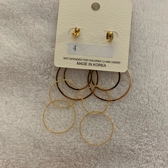 Gold Dangle Earrings - Picture 3 of 3